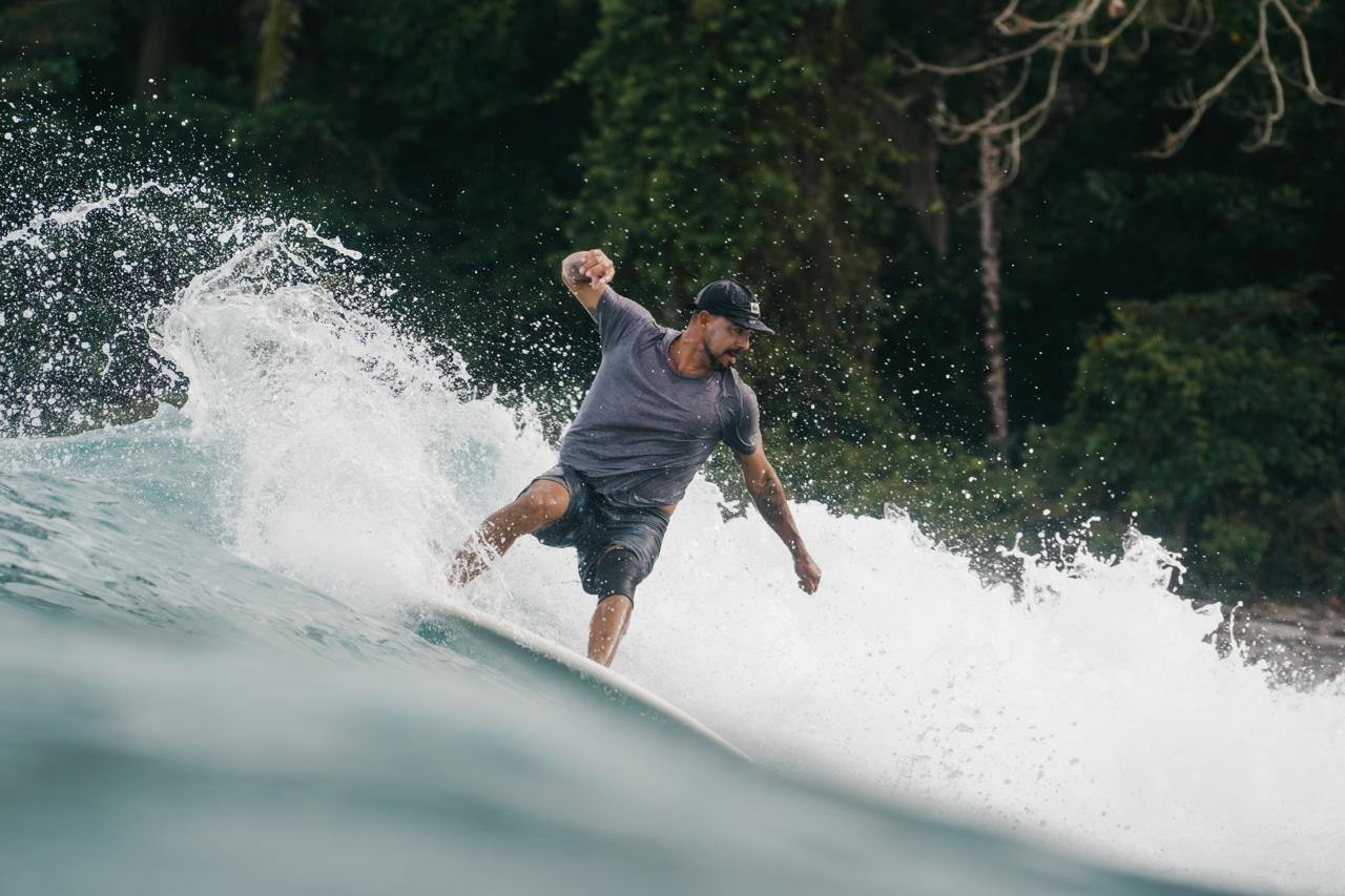 Oscar Vargas mid-turn off a Nosara wave